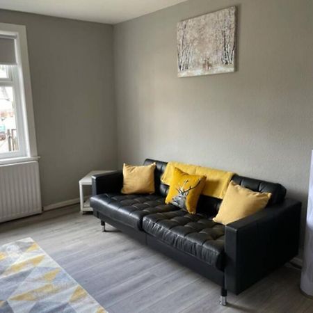 Beautiful Two Bedroom Flat By The Loch Balloch Kültér fotó
