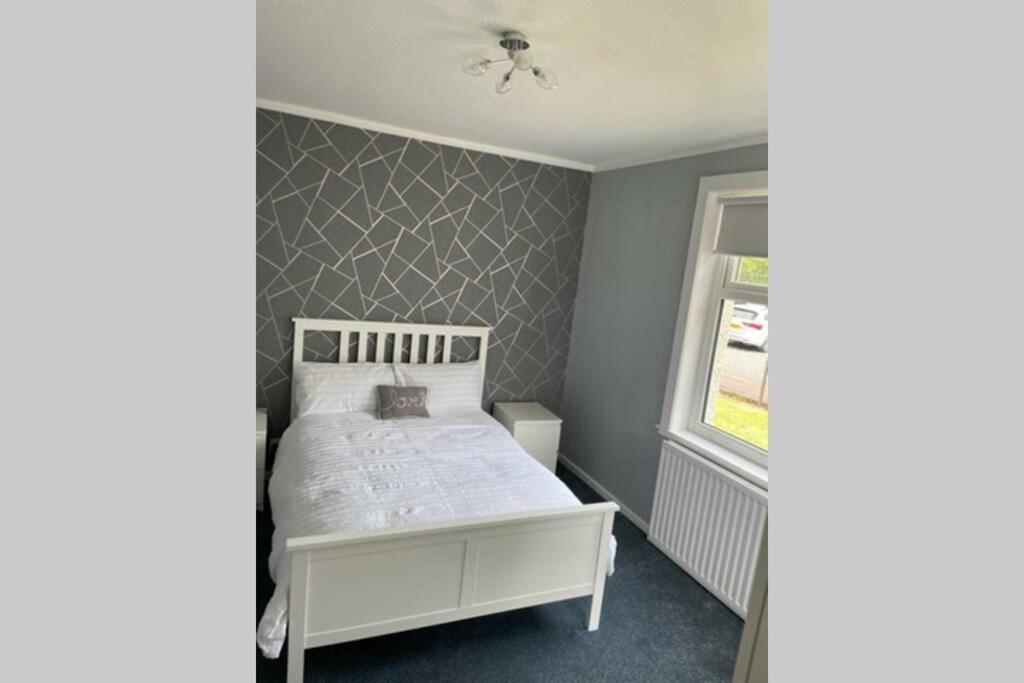 Beautiful Two Bedroom Flat By The Loch Balloch Kültér fotó